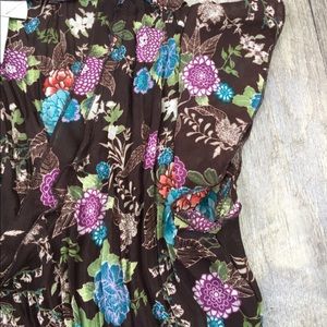 Colorful Worthington women’s petite blouse.